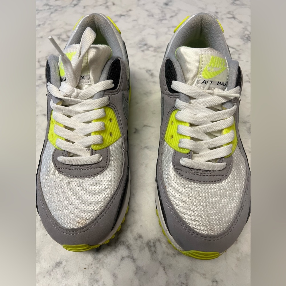 Women’s Nike Air Max used Size 7